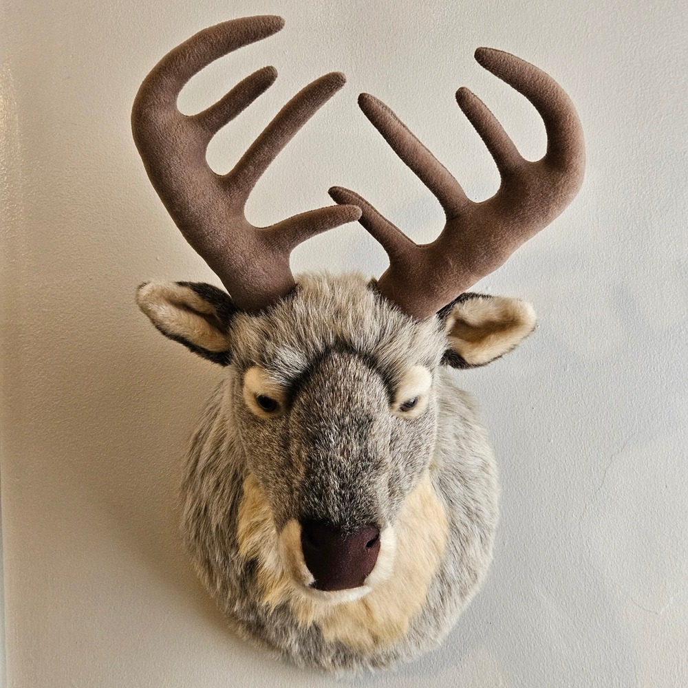 Visionaire Plush Faux Taxidermy Deer Head Wall Mount Nursery Cabin NEW 22in
